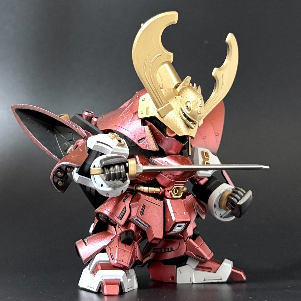 シュバッと刀を抜いて。かかってこい！