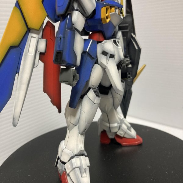 とりあえず・・ここまで、塗装終わり✋イヤ💦羽面倒い❗️けどまぁ、何とかウイングに見える様にはなったか😅（4枚目）