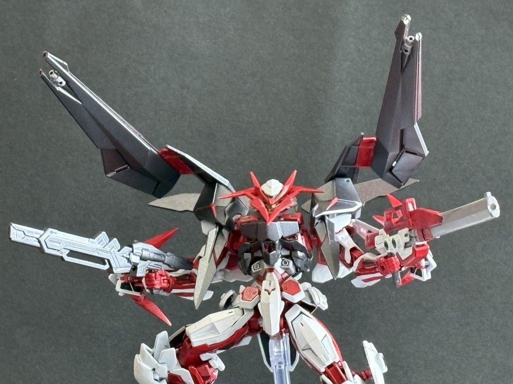 フルバースト風のポージング。腹ビームも合わせて５門同時射撃なら絶対強い（過信）。