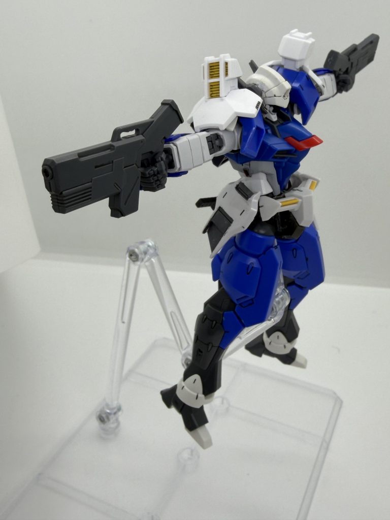 ノラ–8枚目/制作者：ROBOM