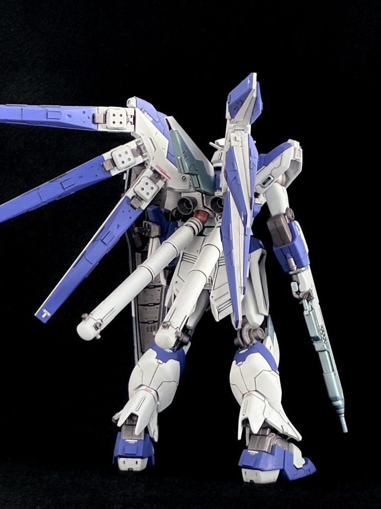 ファンネル含む武器、シールドなどはディテールアップをした程度でほぼ無改修です。