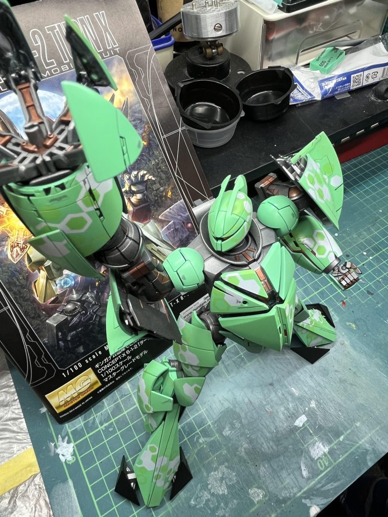 ターンX–2枚目/制作者：Rozeluxe