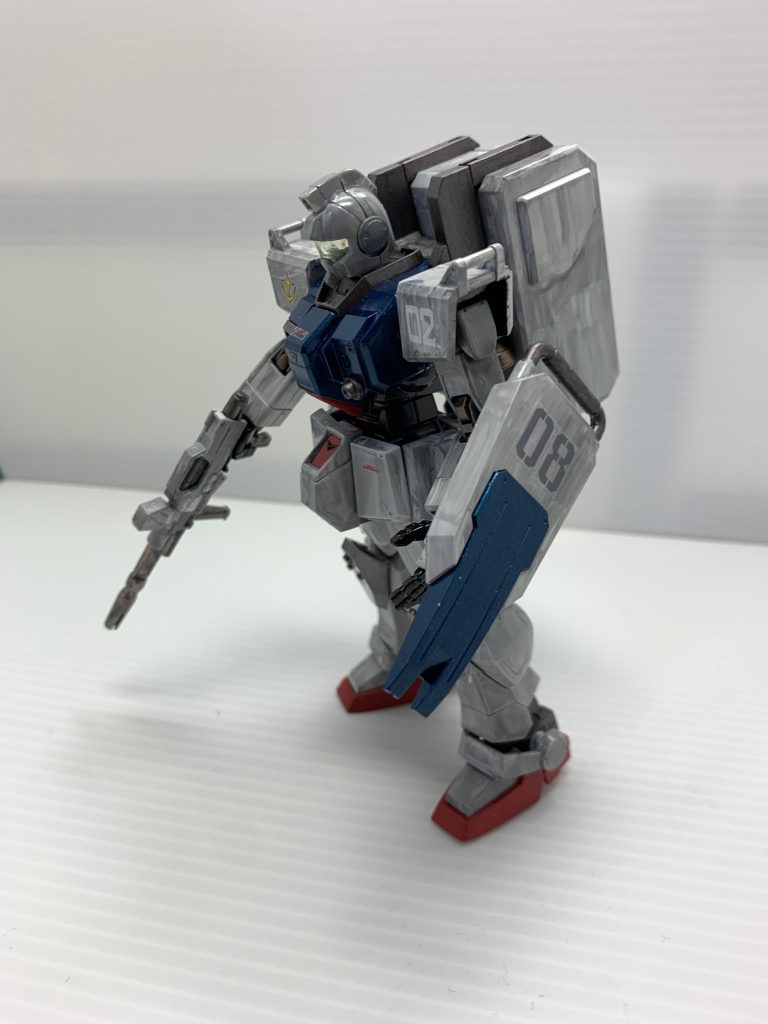 陸戦型ガンダム–4枚目/制作者：ゆたおいちゃん