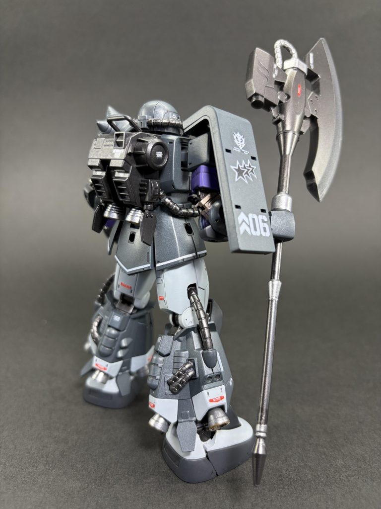 オルテガ機背後