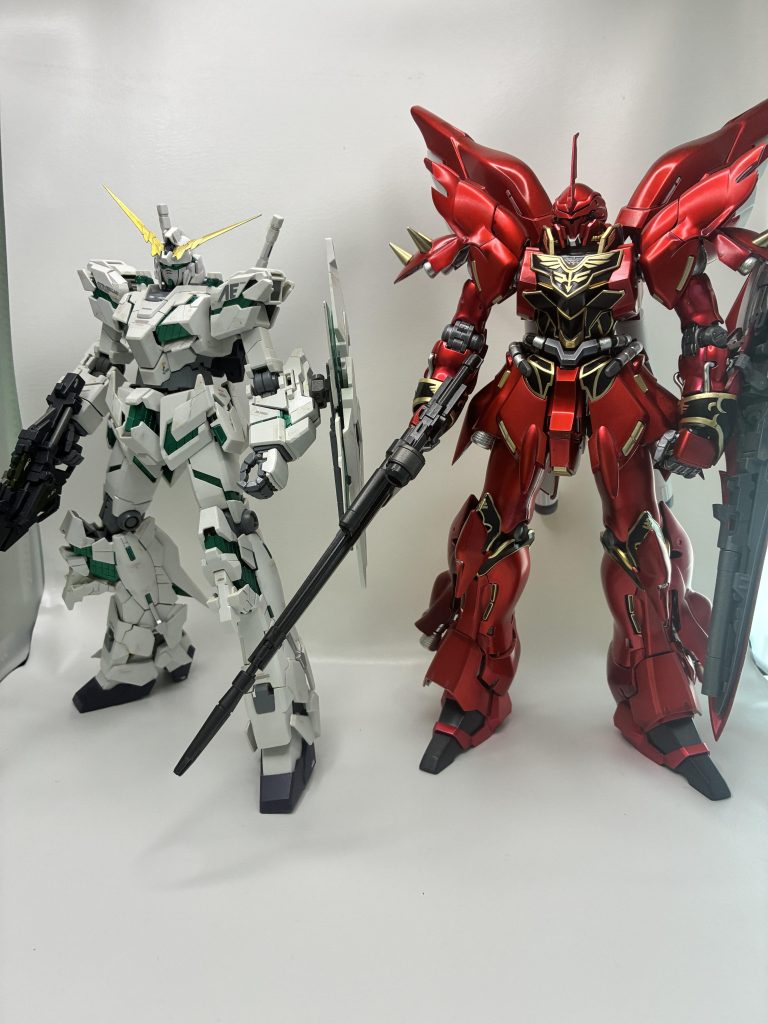 覚醒ユニコーンガンダムとのツーショット!ユニコーンガンダムのフェイス、以前投稿時からちょっといじっています