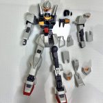 4年半も前に作ったZ、百式と合わせて3機セットにするつもりだったので、スジ彫りす[…]