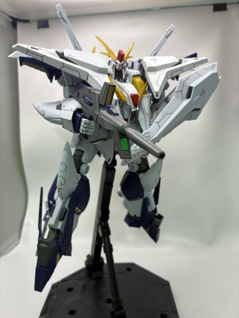 色々な部分が干渉して、ポージングがとらせにくかったです😨