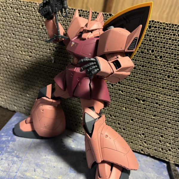 シャア専用ゲルググ