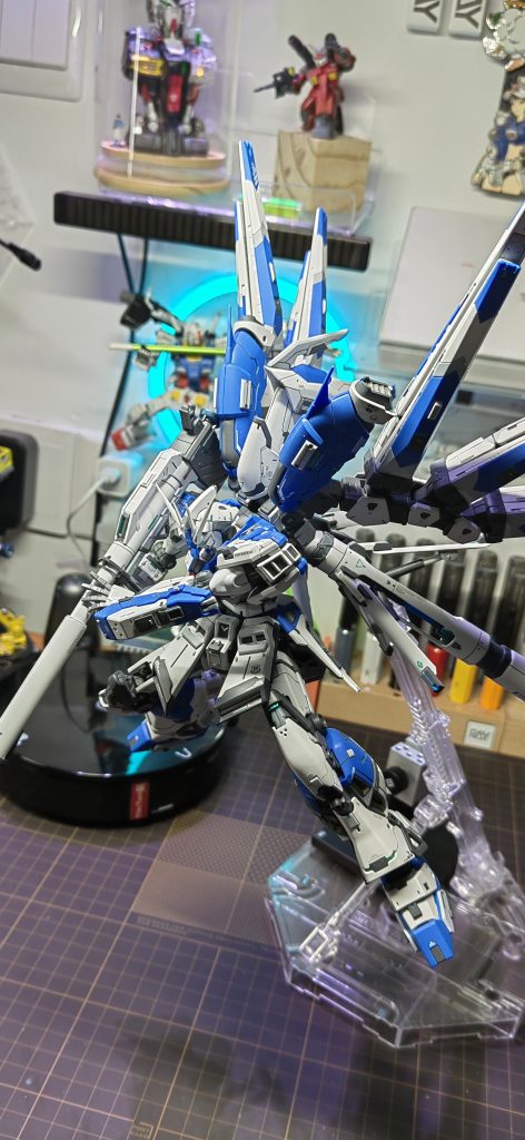 Hi-ν–3枚目/制作者：Joshua