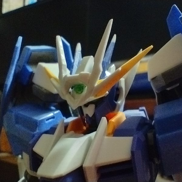 今までやったことはなかったのですが、製作途中を少し載せてみようと思います。先日公開した【ダブルオースカイメビウスDIVEインフィニティ】のものです。①ダイバーアークの頭改造②アンテナ製作③主要パーツ④フェニックスジェネレータ作成途中⑤各部調整確認⑥オマケ最後の一枚は製作途中ではないですが、本編に載せきれなかったオマケ画像です。（3枚目）