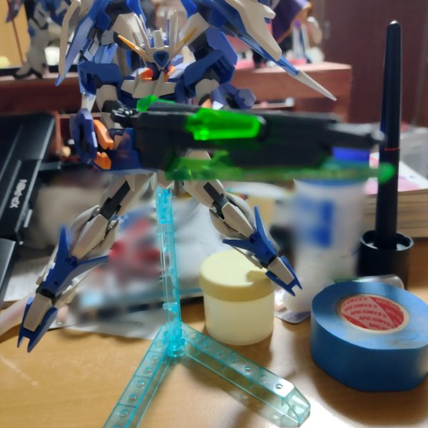 今までやったことはなかったのですが、製作途中を少し載せてみようと思います。先日公開した【ダブルオースカイメビウスDIVEインフィニティ】のものです。①ダイバーアークの頭改造②アンテナ製作③主要パーツ④フェニックスジェネレータ作成途中⑤各部調整確認⑥オマケ最後の一枚は製作途中ではないですが、本編に載せきれなかったオマケ画像です。（6枚目）