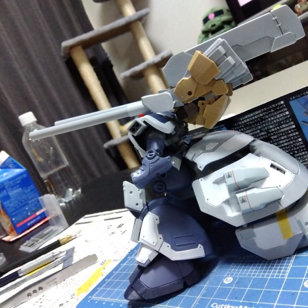 ますらおさんやMioさんのスクラッチに刺激され、作ろうか迷って作っていなかったものをスクラッチしてみました☺️キャノンの弾倉的なやつだと思ってくださいw画像②のようにキャノンの動きに合わせて連動させる予定ですが…撮影時にそれぞれ動かすでも良いかな？😅画像③のようになってまして1️⃣が2️⃣のように開閉し、3️⃣のように中から弾的なものが出てきて…4️⃣実はこれシャーペンの芯のケースなんです😁（2枚目）