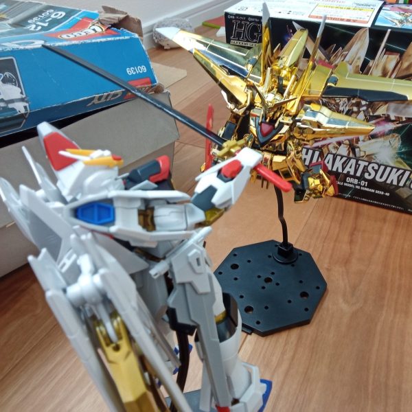 アカツキVSマイティーストライクフリーダム