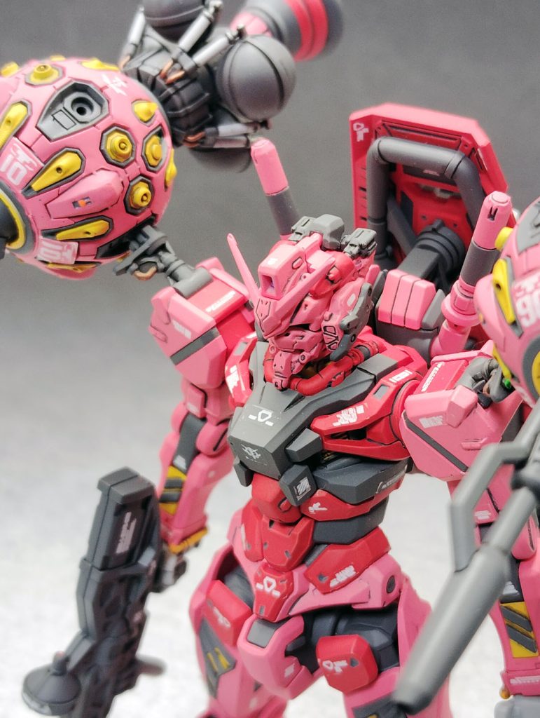 gMS-α 赤いガンダム–7枚目/制作者：@sneakyworks