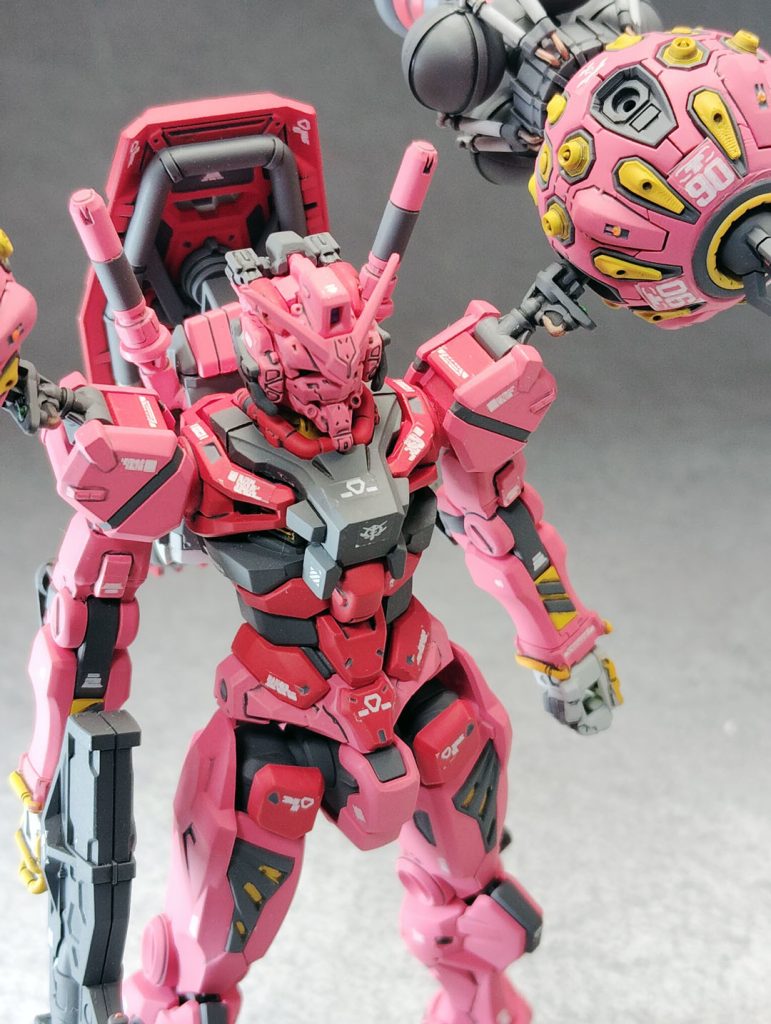 gMS-α 赤いガンダム–8枚目/制作者：@sneakyworks