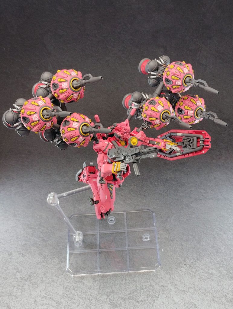 gMS-α 赤いガンダム–2枚目/制作者：@sneakyworks