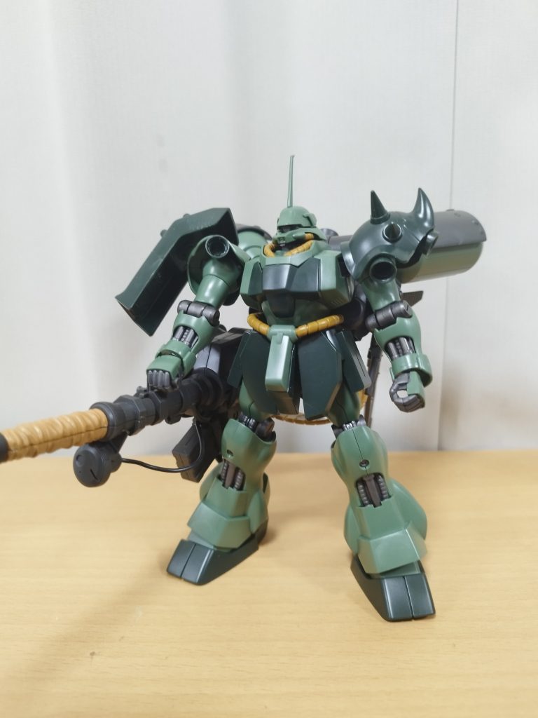 パチ組状態の前姿です