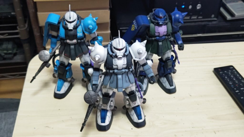 作品名：MSV-R高機動ザクⅡver1.0で揃う💦<p>MSV-R原作の？高機動ザクⅡ、MGver1.0にて揃いました💦</p>
