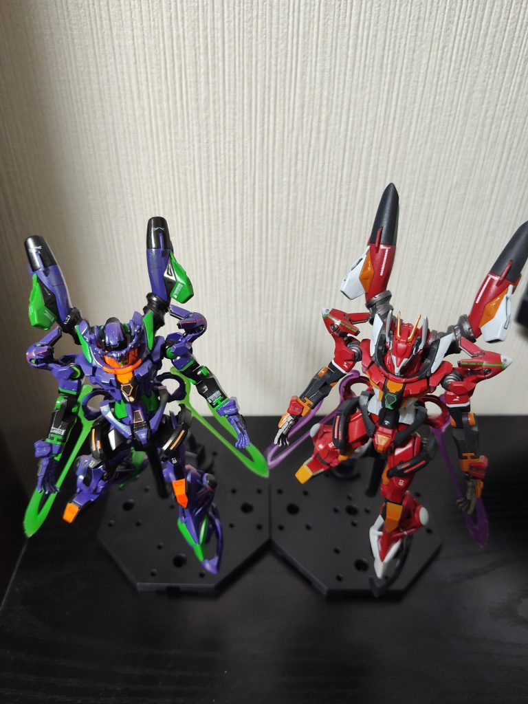 仲良く二機で飾るとイイ感じ！閲覧ありがとうございました。