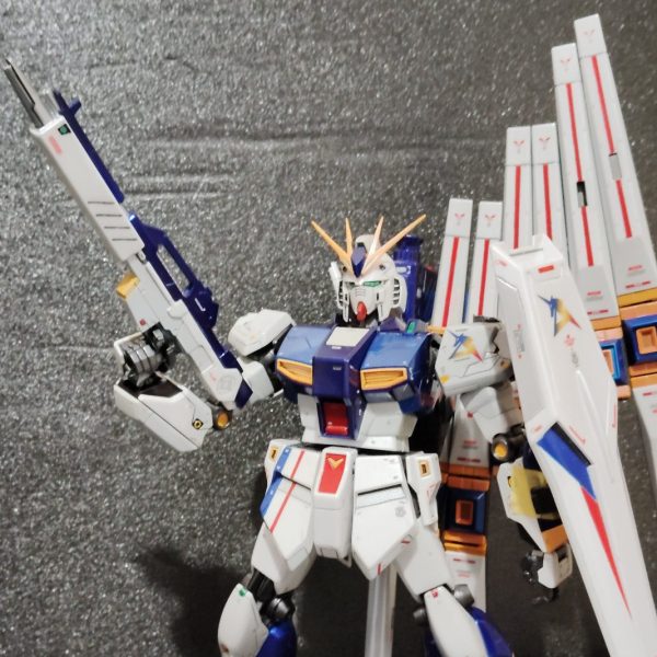 MG νガンダム　RX-93ff風仕上げ