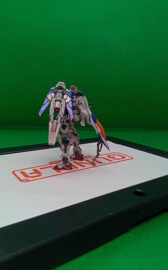 キャノピー部分はアスカオレンジを使用脚等の赤はヘキサレッド