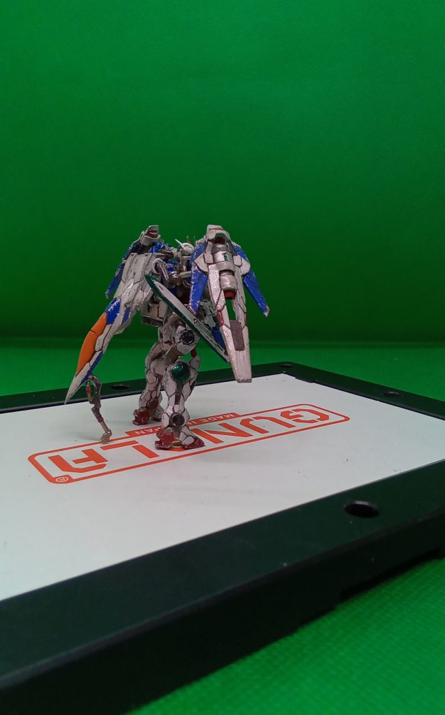 塗ってみるとアーティファクトのアレンジが良くわかります