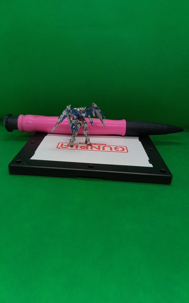 サイズ比較&nbsp;&nbsp;&nbsp;&nbsp;&nbsp;&nbsp;ボールペンがデカイだけw