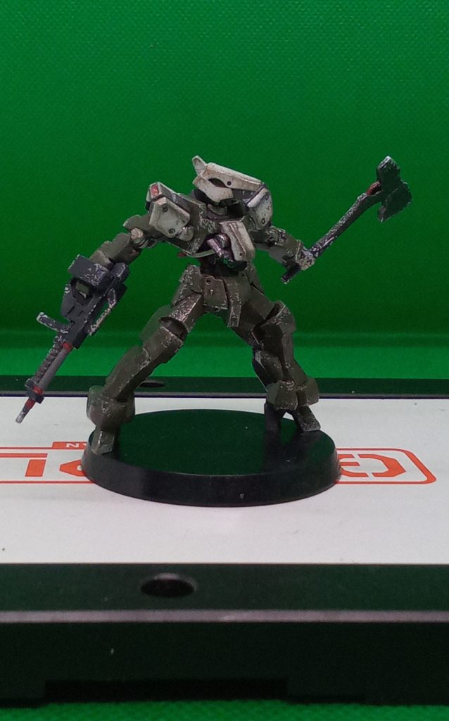 少ないパーツで接着剤不要で組める事のが凄いアンサンブル