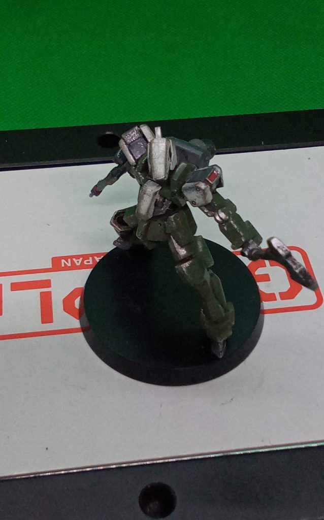 相変わらず汚してます