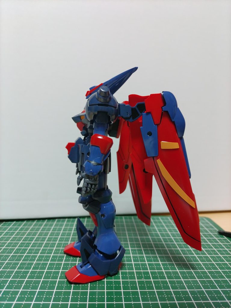 8回目の投稿マスターガンダム–6枚目/制作者：ヨモギ