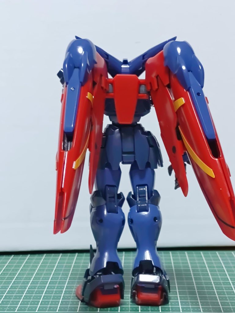 8回目の投稿マスターガンダム–7枚目/制作者：ヨモギ