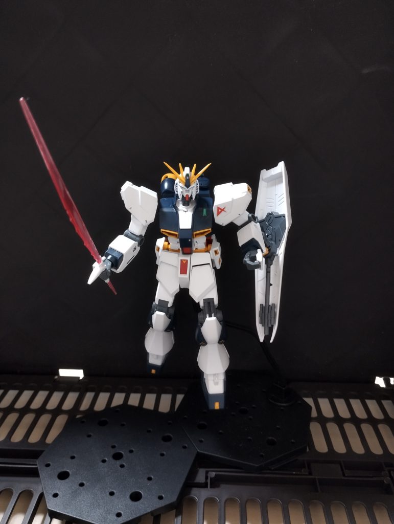 装備ポージング②。