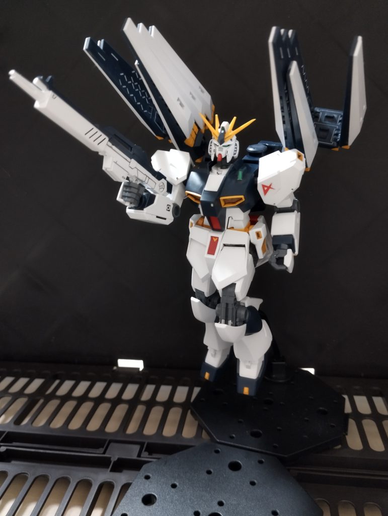 別懸架ver。この状態では上の２門ずつしか開けれないが、ちょっとカッコいい！ｗ