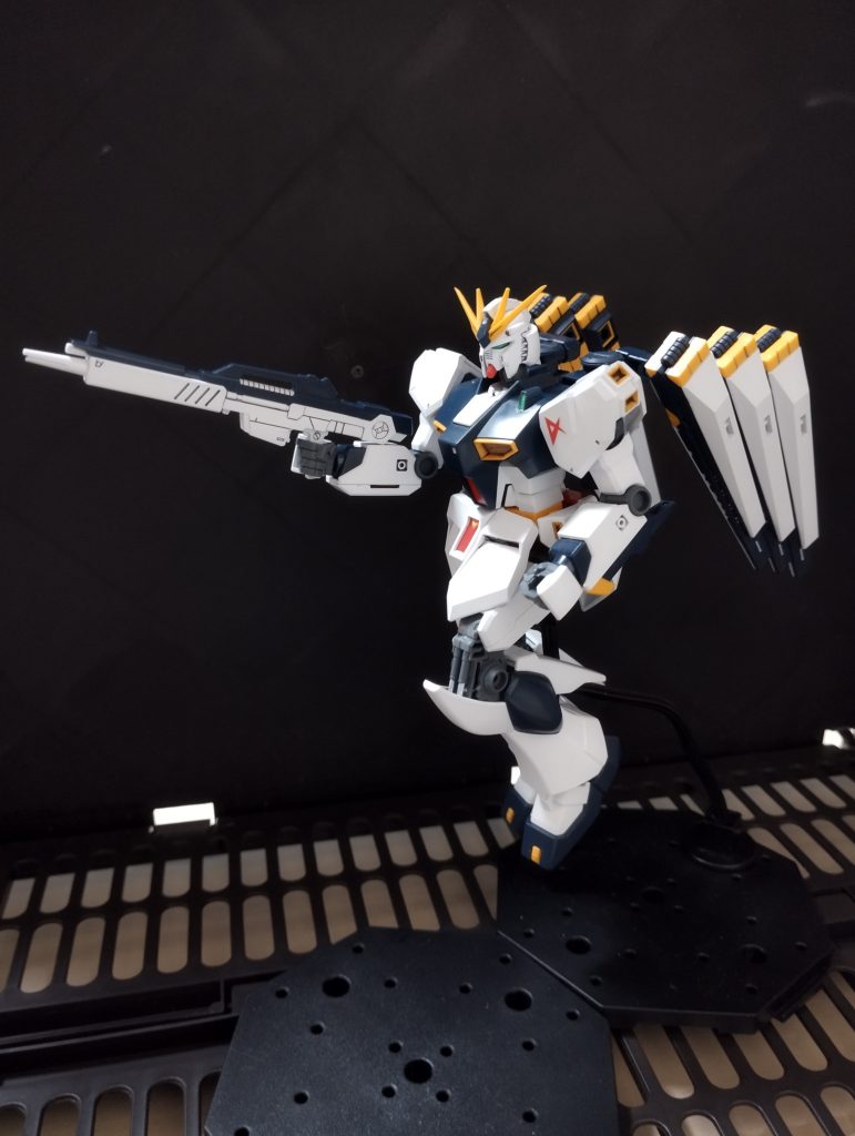 左右入れ替えて下向き懸架ver。この感じもカッコいい！