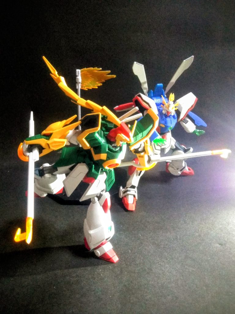 此方は見知ってイル方は少ないかな❓🤔『鈎 (こう/かぎ)』は先端がフック状に曲がった金属製の武具です 😳『護手鈎(ごしゅこう)』とも呼ばれ、敵の武器を引っ掛けて奪ったり、三日月状の刃で切断・防御したりする多機能な武器『双鈎(そうこう)』として両手に持って使われることが多いです。&nbsp;『単鈎』『双鈎』『鹿角鈎』『鈎鎌子』など、形状や機能に多くのバリエーションが存在ですって 😚