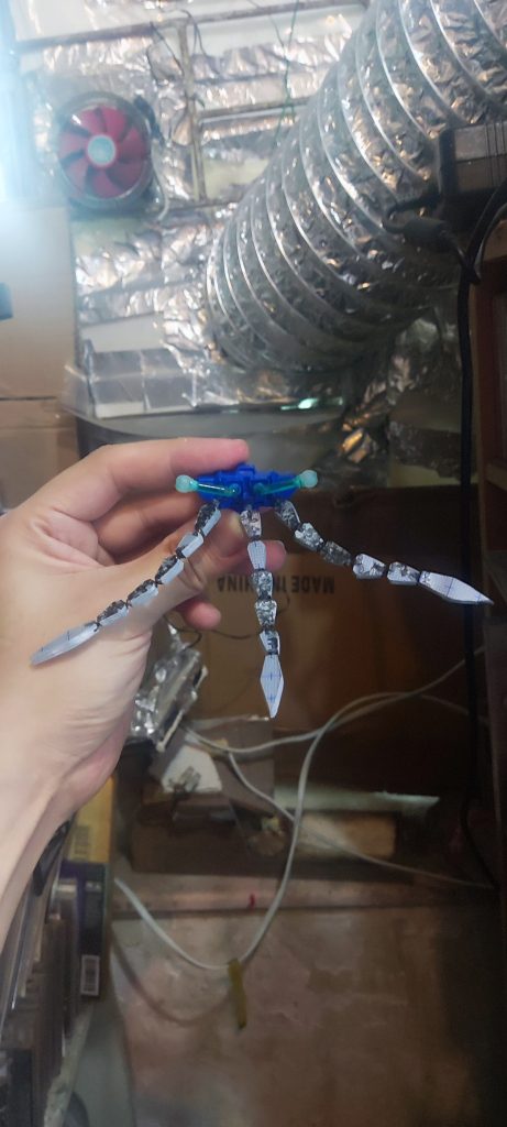 『飛鳥将軍』の前日譚であり、『武者号闘丸鳳凰合体モード』の新バージョン。–2枚目/制作者：モデルワークショップ