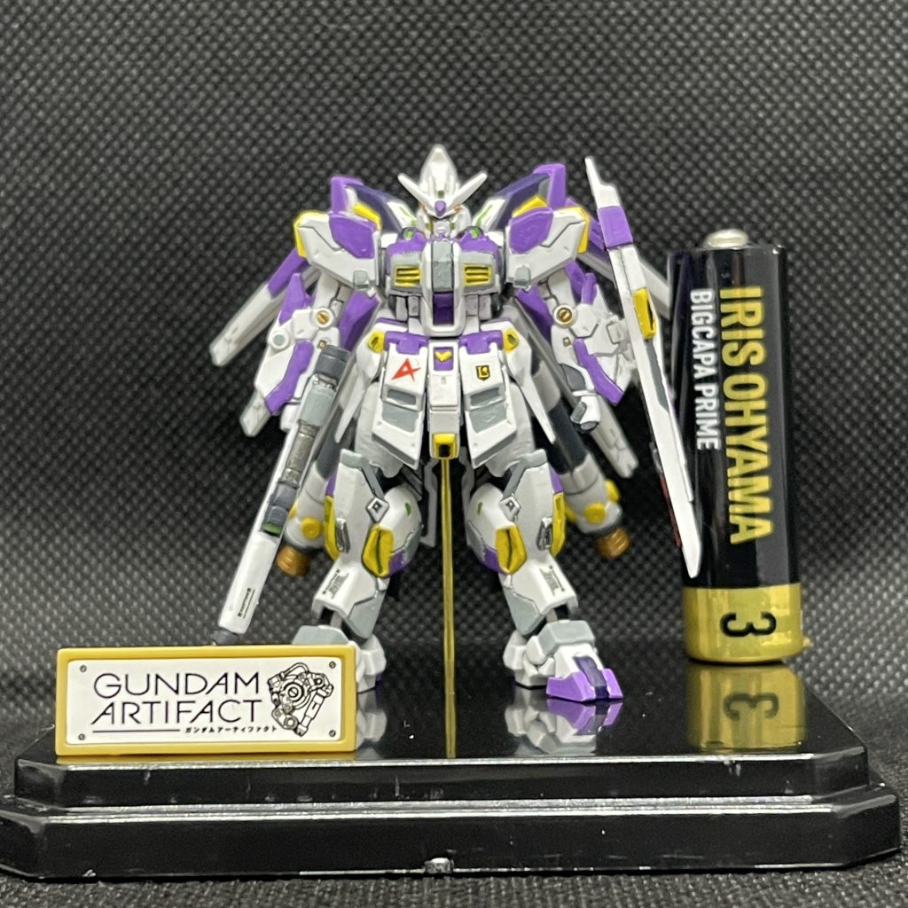 003 Hi-ν GUNDAM–2枚目/制作者：ILAH ILAH