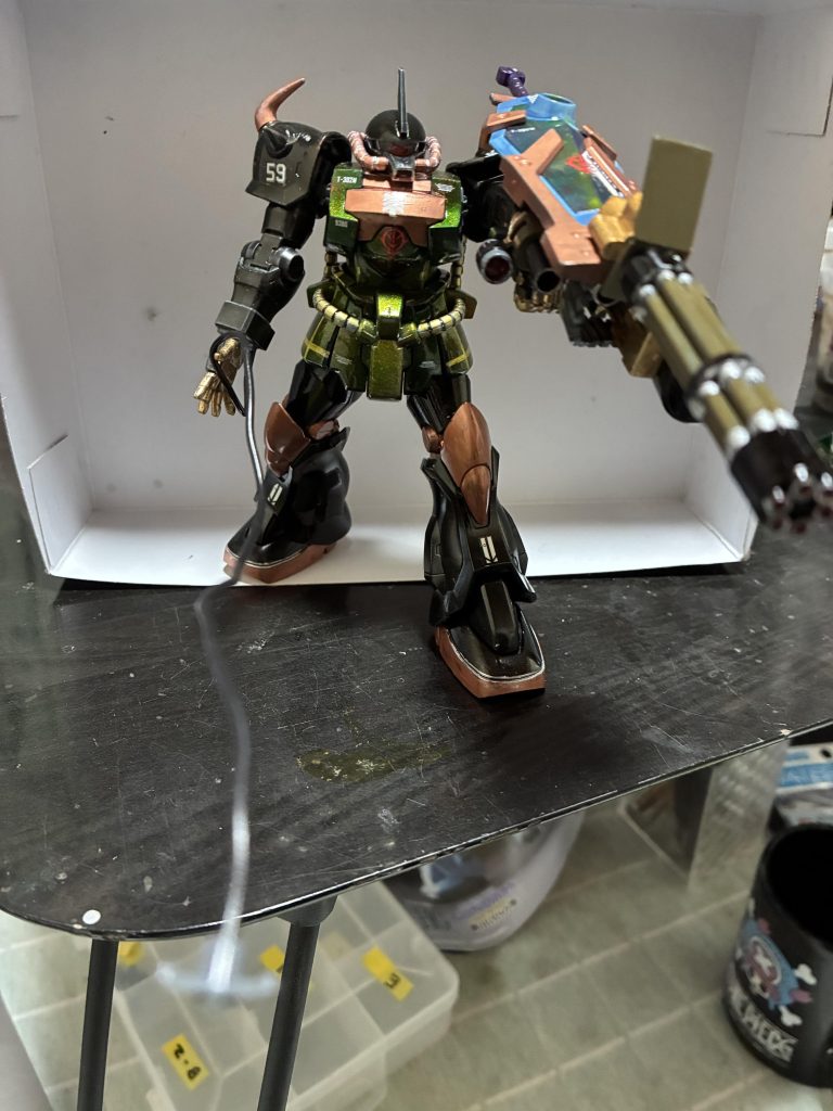 グフ・カスタム–2枚目/制作者：kuni69