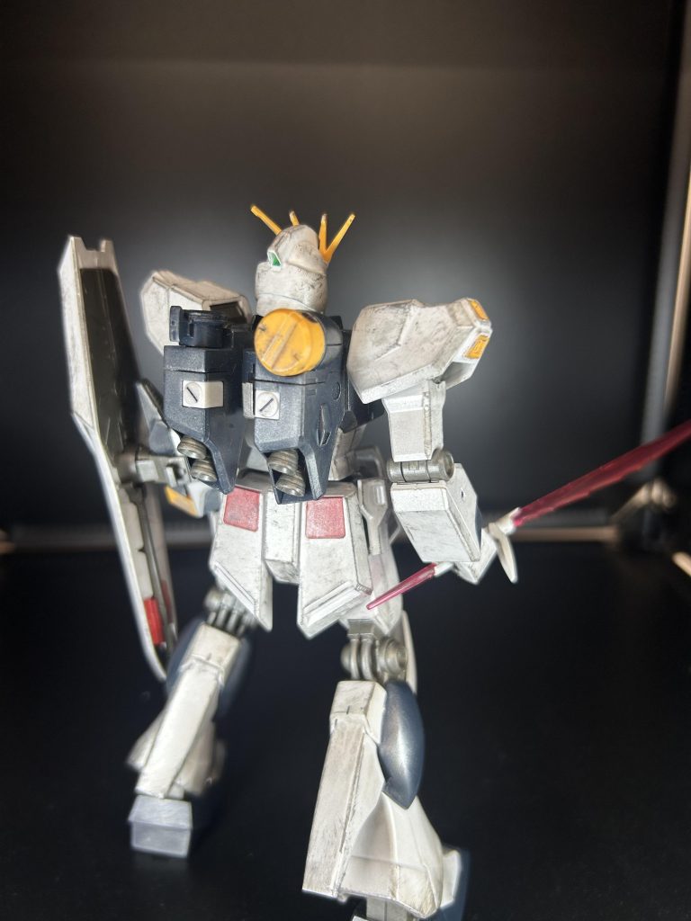 後ろ。汚しすぎないように…