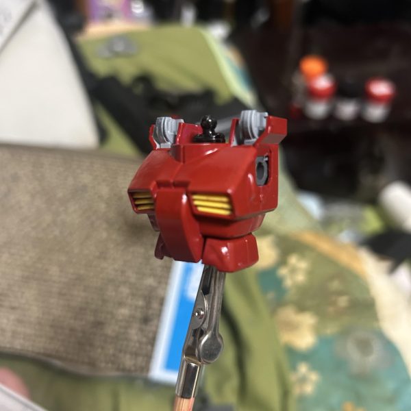 初めてhgに筆塗装している