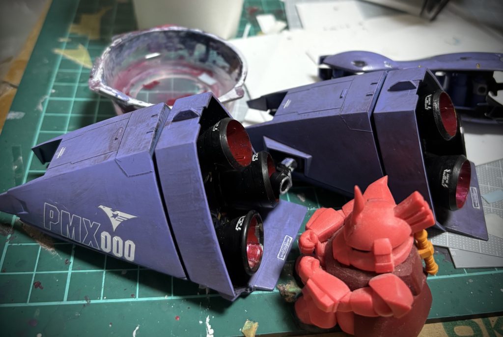 デカールも有り合わせで😂