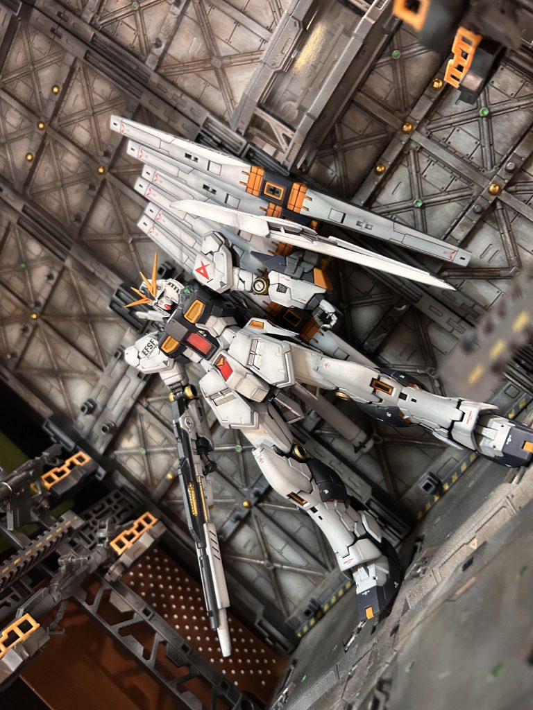 RGνガンダム–3枚目/制作者：@ich_taka