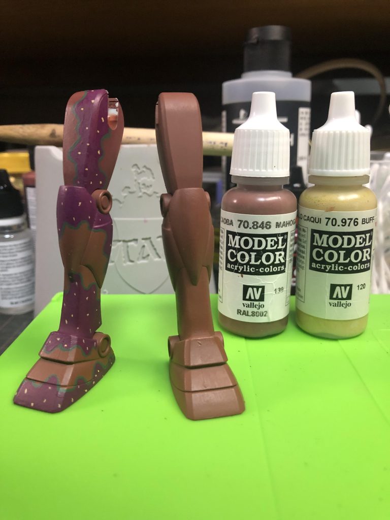 作品名：ドット迷彩<p>旧キットREVIVAL ガンダム をダブって購入してしまった塗料のマホガニーとバフを使用して塗装しています！ ドット迷彩に挑戦していますが、マホガニーをメイン色としたので、チョコレートガンダムになりそうです(gundam [&hellip;]</p>
