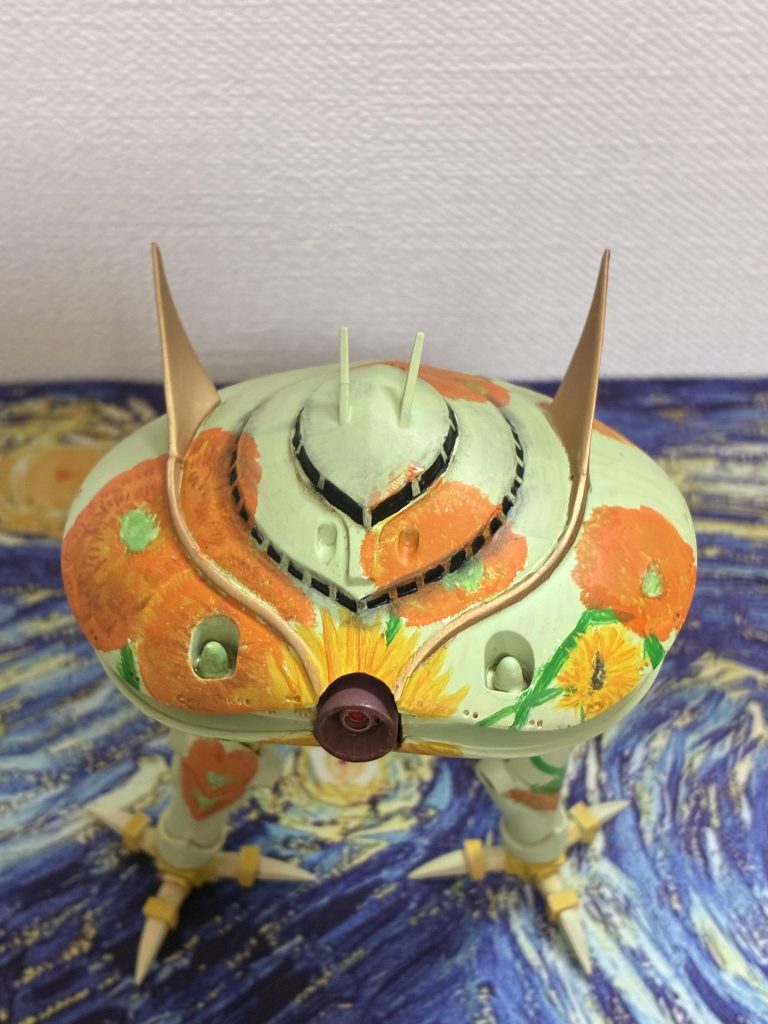 黄色主体の塗装なのでピンクサブを吹いたあとは筆塗り…🌻