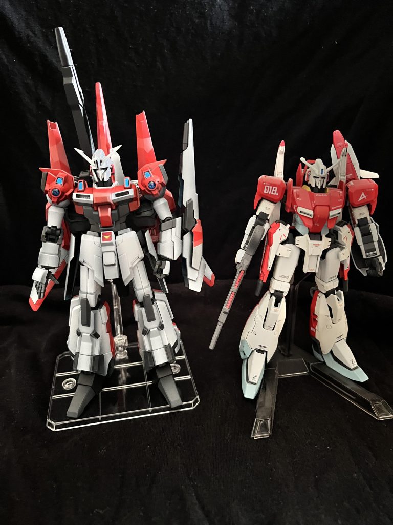 色々コピペしたゼータプラスと並べました。リゼルの方がだいぶゴツいですねー&nbsp;