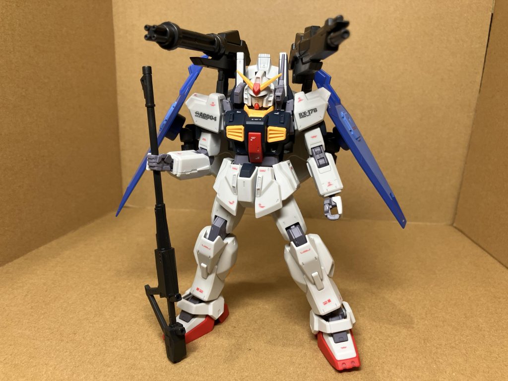 ロングレンジライフルではなく、フェダーインライフルを持たせています。