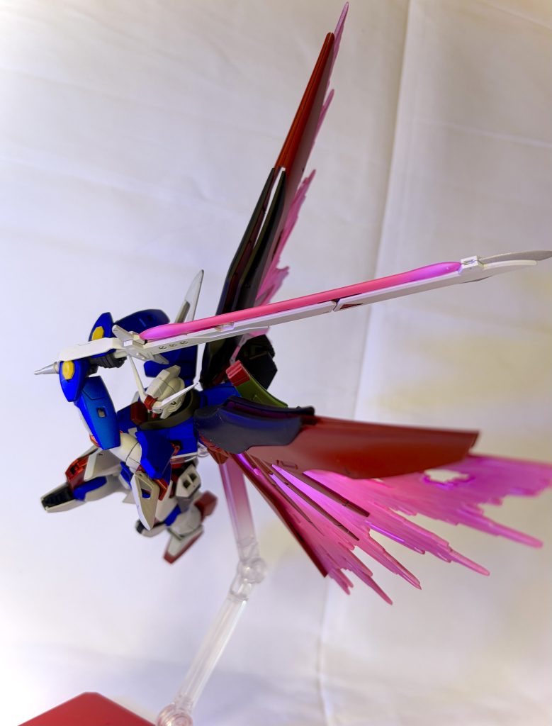 アロンダイト突撃可動域の問題でバンクポーズはしっかり再現出来ず。