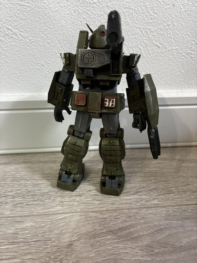 絶対に無理だと思ってましたが、木工用でも作れるんだなーと関心しました。シルバーのウェザリングが綺麗🤩