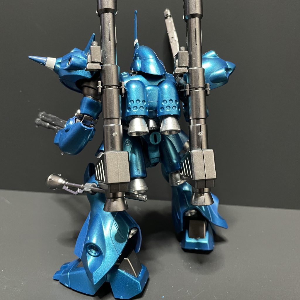 バックショットの方がメタリックがわかりやすい