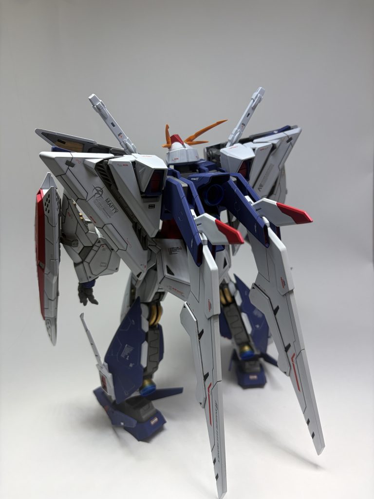 クスィーガンダム全塗装–5枚目/制作者：Takarin